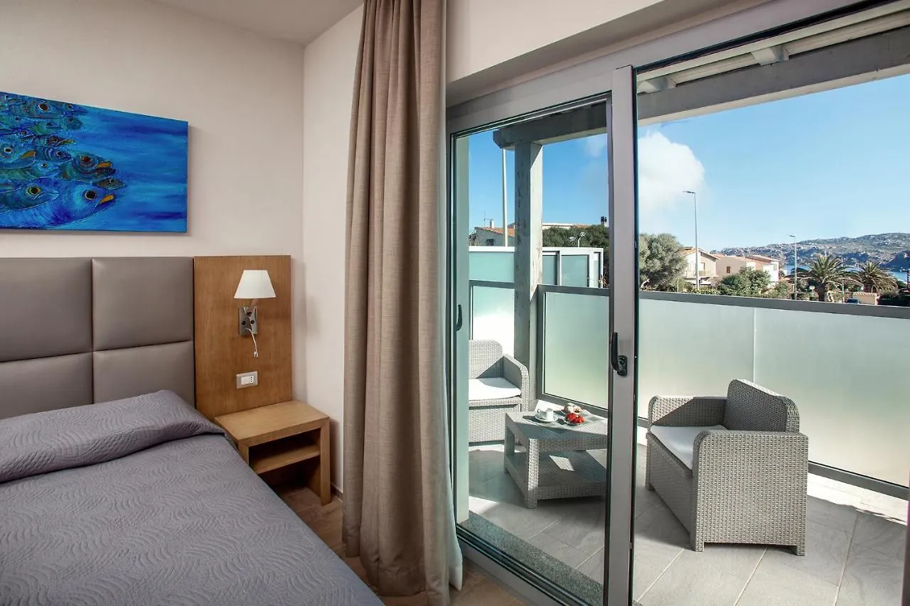 Capotesta Luxury Rooms Santa Teresa Gallura Guest house