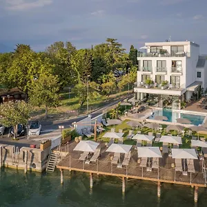 https://hotel-vinci.it-lombardy.com