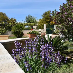 https://punta-di-mola.sicilyhotelsitaly.net